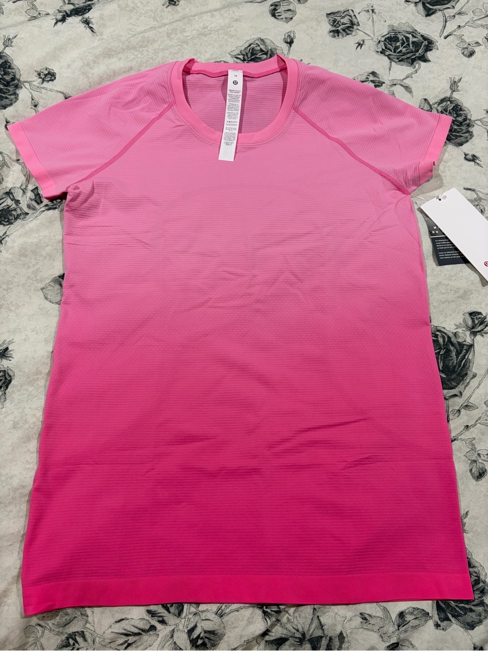 Lululemon Swiftly Tech Short Sleeve Shirt 2.0~ Hip Length~Ombré Dye~Size 10 NEW